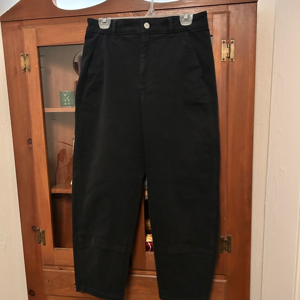 Everlane Black Barrel Leg Jeans - Picture 3 of 5